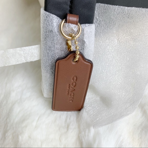 🐻 Coach Medium Charlie Backpack With Vandal Gummy - Picture 9 of 13